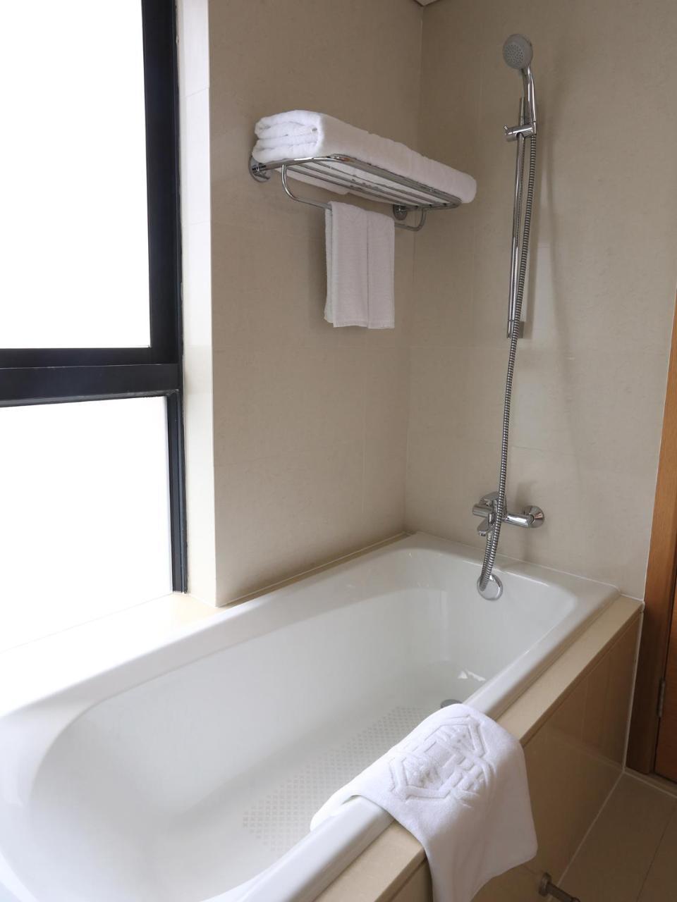 Wuxi Koschenny Graceland Service Residence Exterior photo
